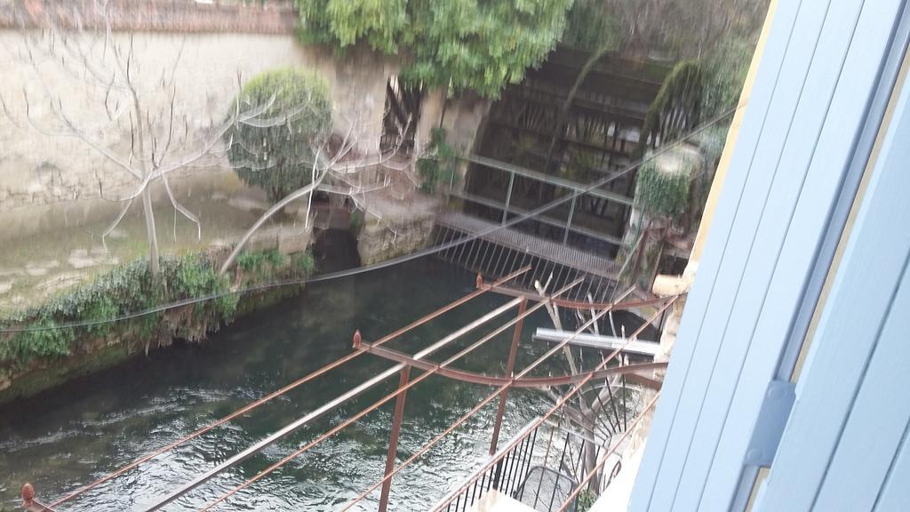 Appartement La Pomme D'Or LʼIsle-sur-la-Sorgue Εξωτερικό φωτογραφία